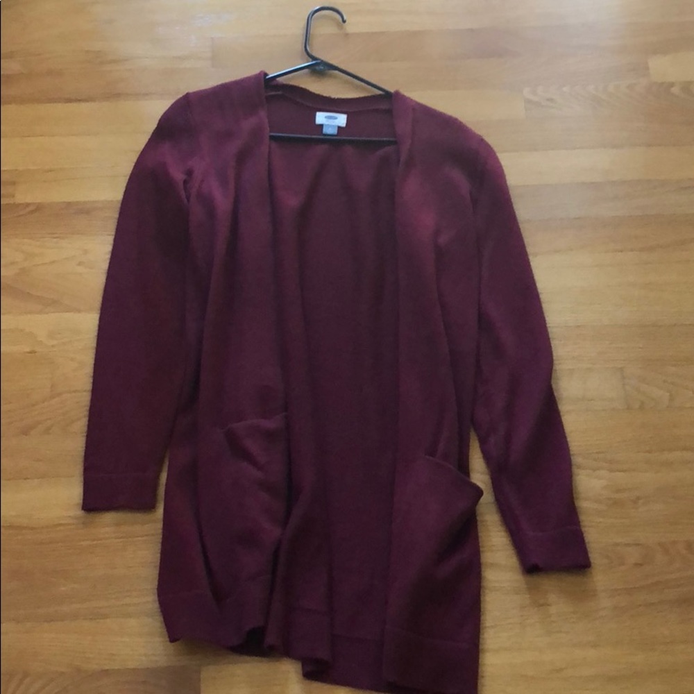 Women’s maroon knit cardigan